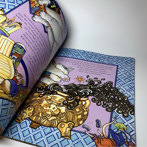 The Chinese Siamese Cat Children's Book beautiful artwork - Picture 5 of 12